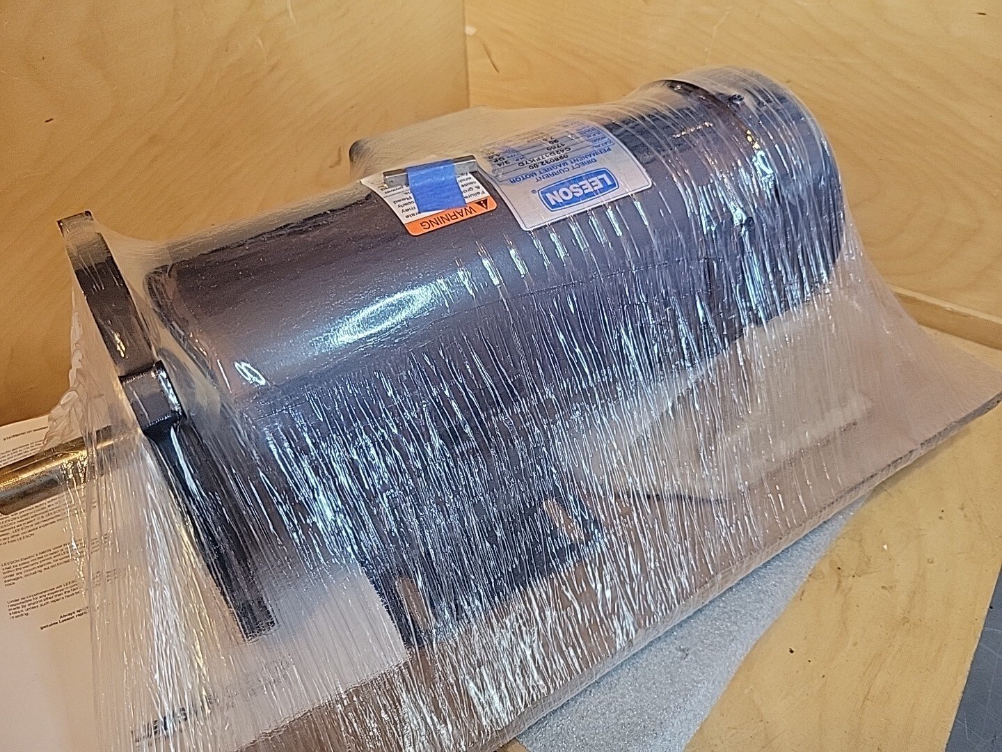 Leeson DC motor generator wind turbine 1750 RPM 3/4 HP 90V C42D17FK7D