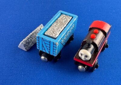 BERTRAM and SCRAP CAR (2001) / Thomas & Friends Wooden Train