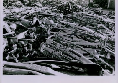 LG812 1973 Original Pete Liddell Photo SCRAP METAL Car Parts Auto Salvage Yard
