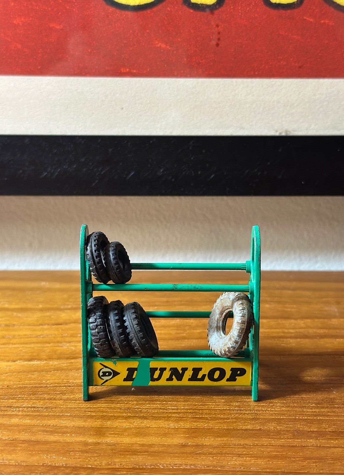 Vintage Dinky Toys #786 Dunlop Tire Rack – Service Station Accessory